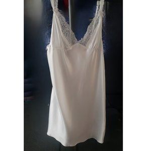 Victoria's Secret White Sateen Camisole Babydoll Lace Bows I Do collection M